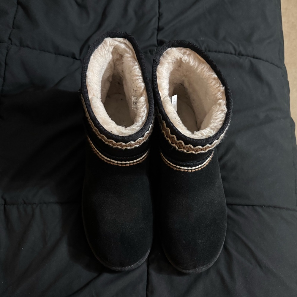 Ugg mini classic boots